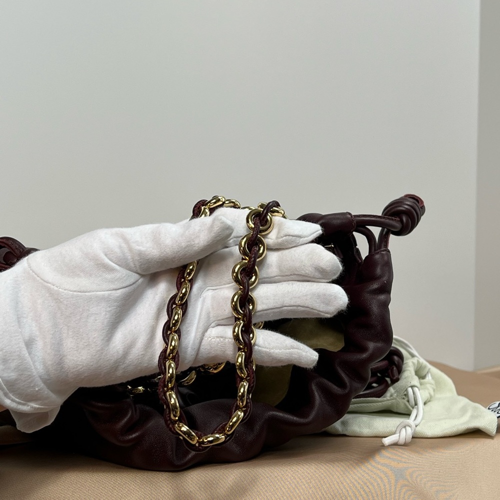 BURGUNDY NWT LOEWE FLAMENCO BAG IN MEDIUM, Napa calfskin. - Picture 10 of 15